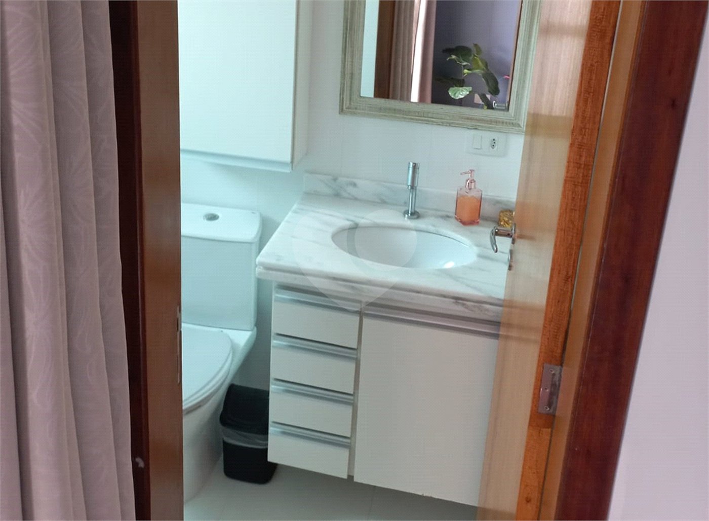 Casa à venda com 3 quartos, sendo 1 suíte,  em Parque São Domingos, São Paulo, SP