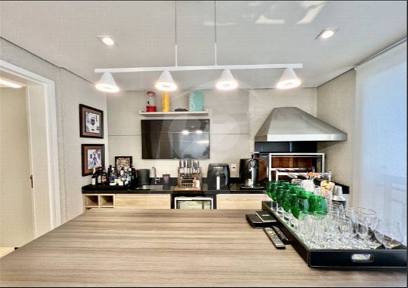 Apartamento à venda ou para alugar com 4 suítes em Santa Teresinha, São Paulo, SP