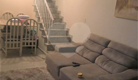 Sobrado à venda com 3 quartos, sendo 1 suíte,  em Jardim Ana Rosa, São Paulo, SP