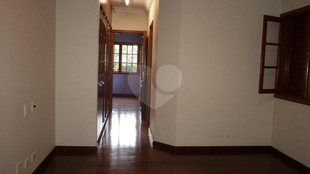 Casa à venda com 4 suítes no condomínio Jatoba, São Paulo - SP