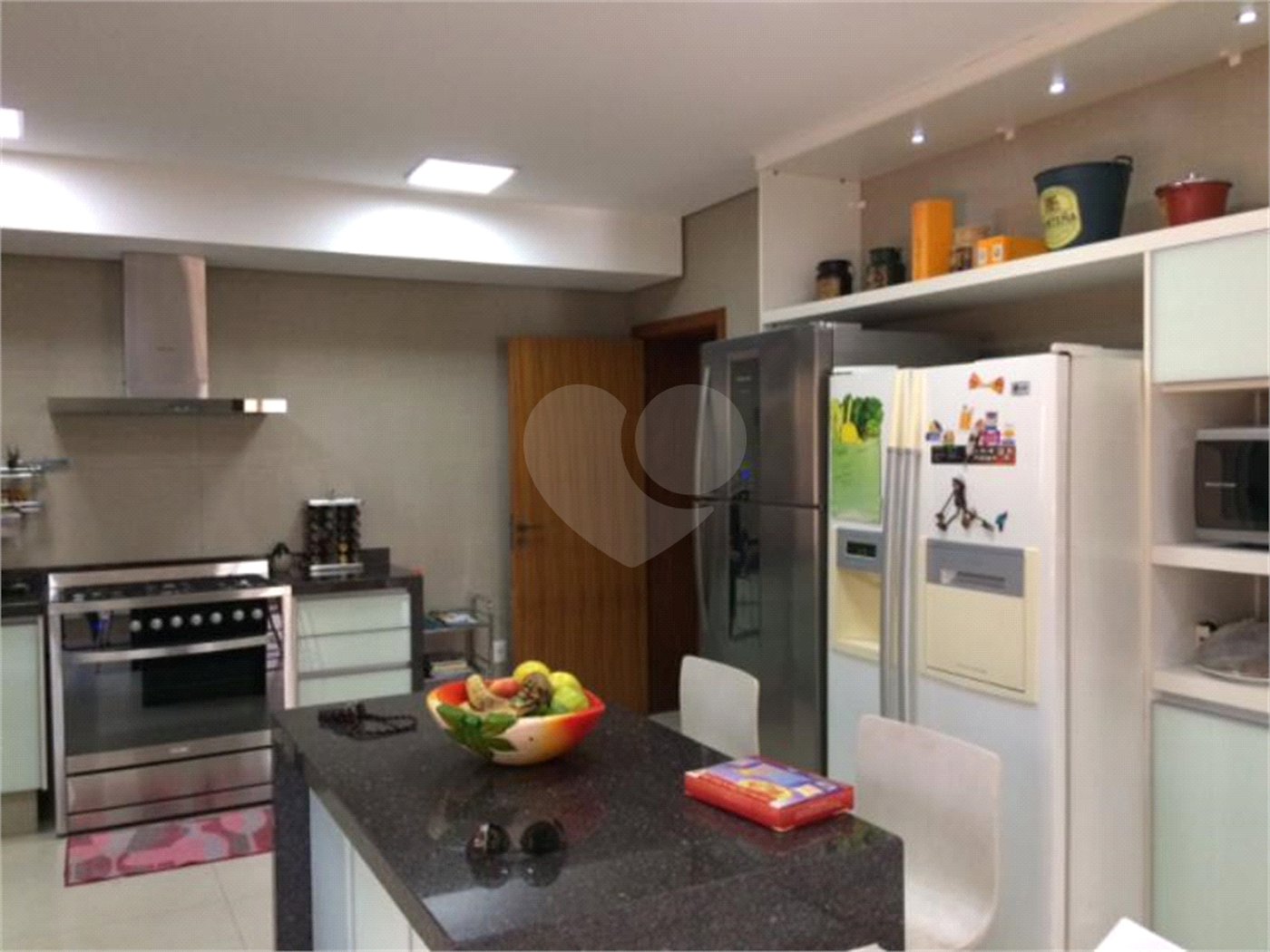 Casa à venda com 4 suítes no condomínio São Joaquim, Vinhedo - SP