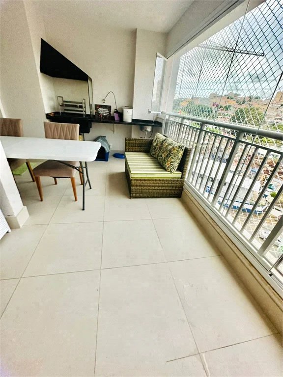 Apartamento à venda com 3 quartos, sendo 1 suíte,  em Vila Andrade, São Paulo, SP