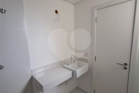 Apartamento à venda com 2 suítes em Vila Homero, Indaiatuba, SP