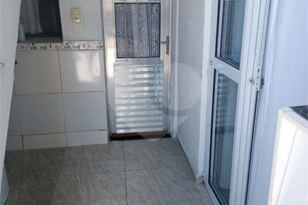 Casa à venda com 3 quartos em Vila Nivi, São Paulo, SP