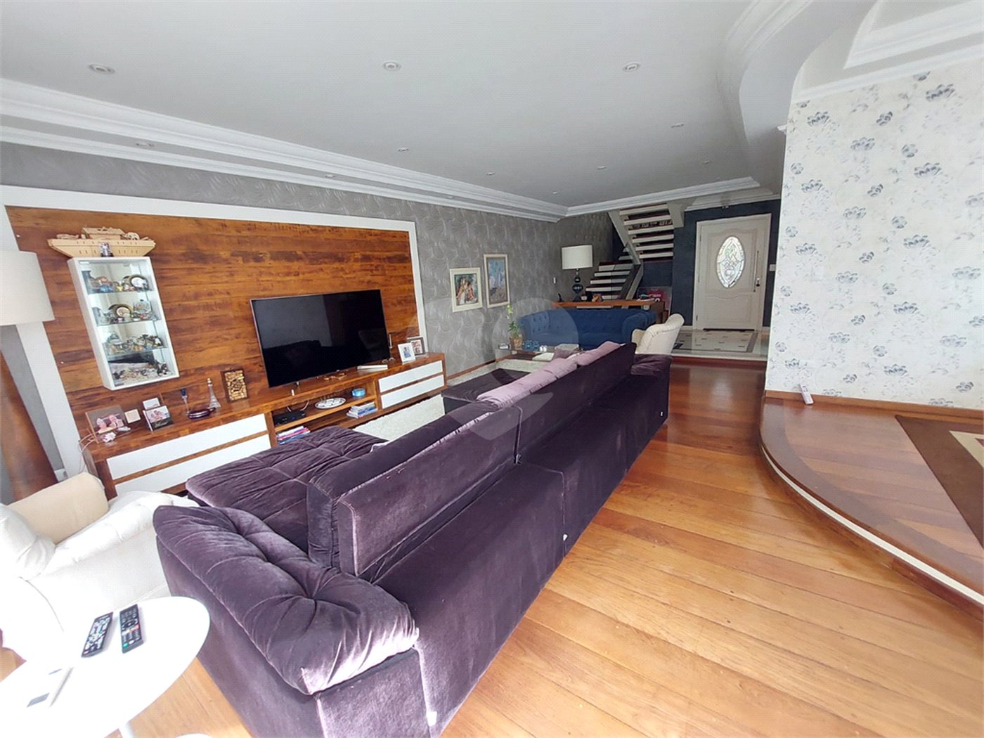 Casa à venda com 4 suítes no condomínio Granja Olga II, Sorocaba - SP