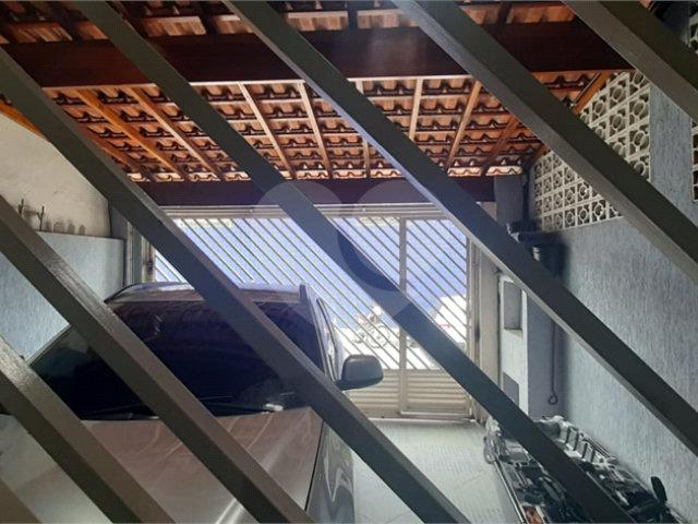 Sobrado à venda com 4 quartos, sendo 1 suíte,  em Tremembé, São Paulo, SP
