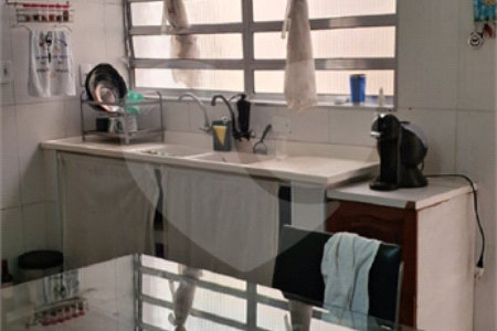 Sobrado à venda com 5 quartos, sendo 1 suíte, em Vila Gustavo, São Paulo, SP