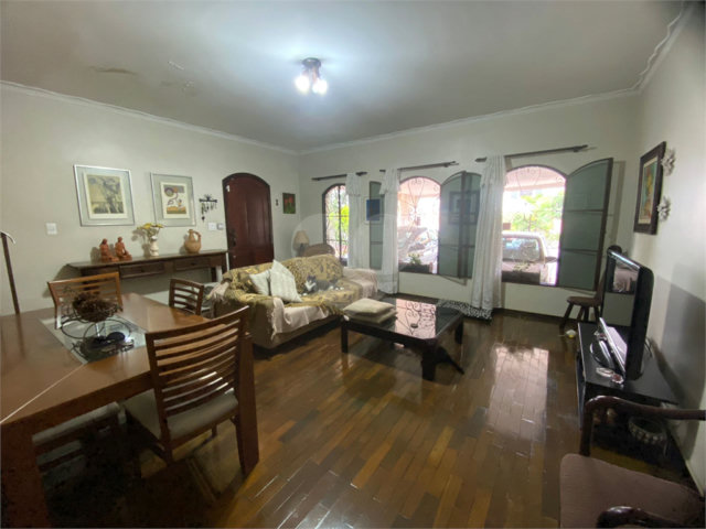 Sobrado à venda com 3 quartos, sendo 1 suíte,  em Palmas do Tremembé, São Paulo, SP