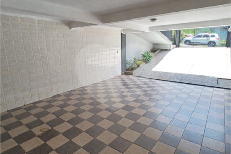Sobrado à venda com 3 quartos, sendo 1 suíte,  em Jardim Pinheiros, São Paulo, SP