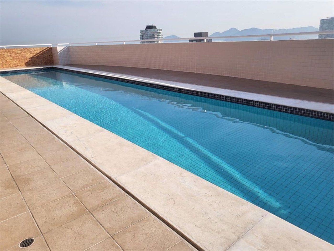 Apartamento Residencial à venda, Gonzaga, Santos - AP0120.