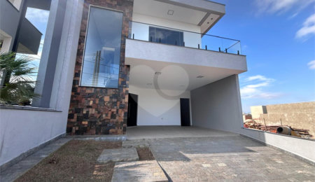 Casa à venda com 3 suítes no condomínio Helena Maria, Sorocaba - SP