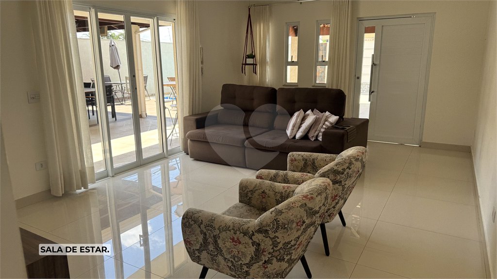 Casa à venda com 3 quartos, sendo 1 suíte, em Vila Rica, Atibaia, SP