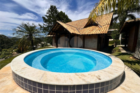 Casa à venda com 4 quartos, sendo 2 suítes, no condomínio Náutico Porto Bragança, Bragança Paulista - SP