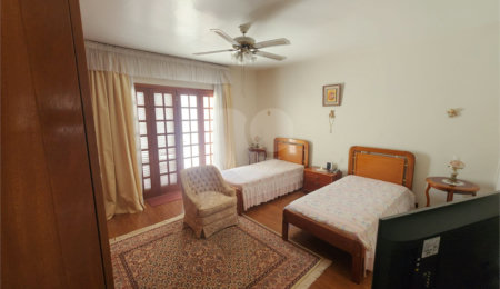 Sobrado à venda com 3 quartos, sendo 1 suíte,  em Santana, São Paulo, SP
