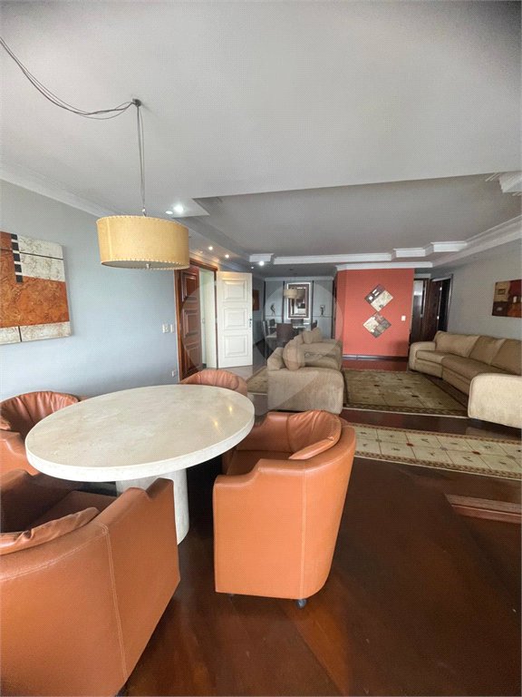 Apartamento à venda com 4 quartos, sendo 3 suítes, no Centro, São Bernardo do Campo, SP