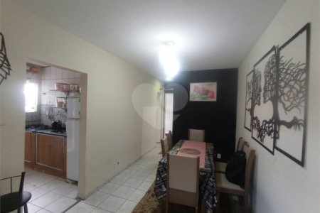Casa à venda com 2 quartos em Cambuí, Itapetininga, SP