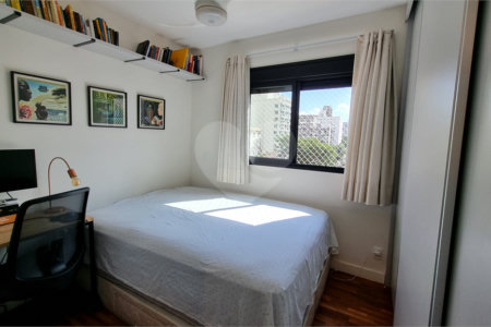 Apartamento à venda com 2 quartos, sendo 1 suíte, em Pinheiros, São Paulo, SP