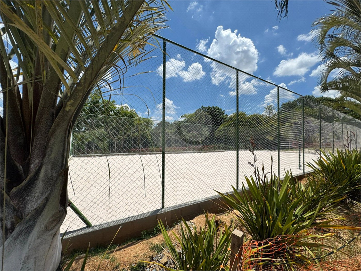 Terreno à venda no condomínio Terras de São Francisco, Sorocaba - SP