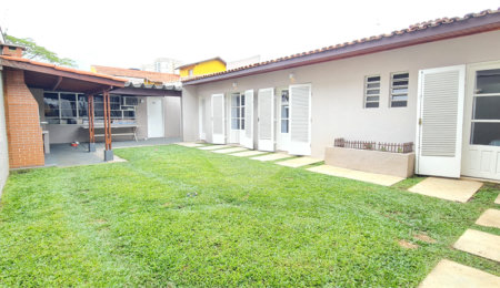 Casa Térrea à venda com 3 suítes em Campo Grande, São Paulo, SP