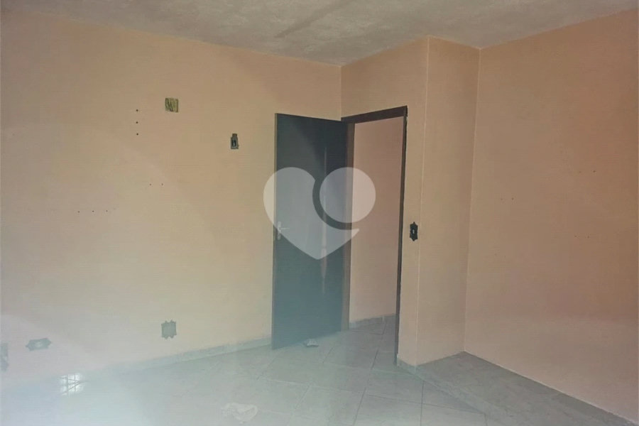 Casa à venda com 2 quartos em Vila Constança, São Paulo, SP