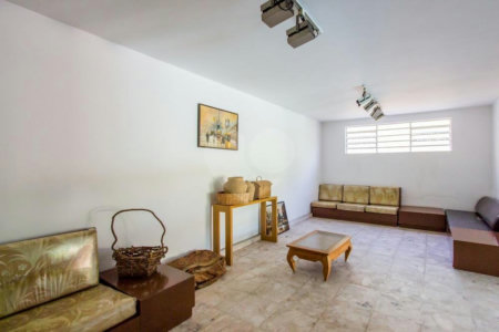Casa Térrea à venda com 3 quartos, sendo 2 suítes, em Brooklin, São Paulo, SP
