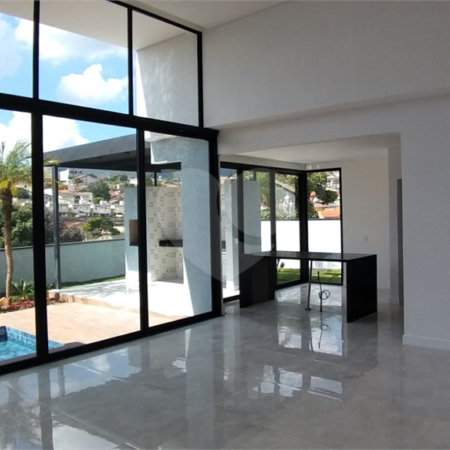 Casa à venda com 3 suítes em Jardim Paulista, Atibaia, SP
