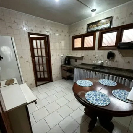 Sobrado à venda com 3 quartos, sendo 1 suíte,  em Jardim Ester, São Paulo, SP