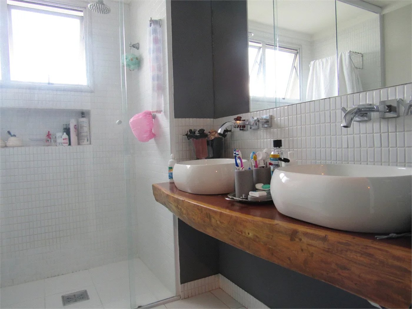 Apartamento à venda com 4 quartos, sendo 3 suítes,  em Jardim Londrina, São Paulo, SP