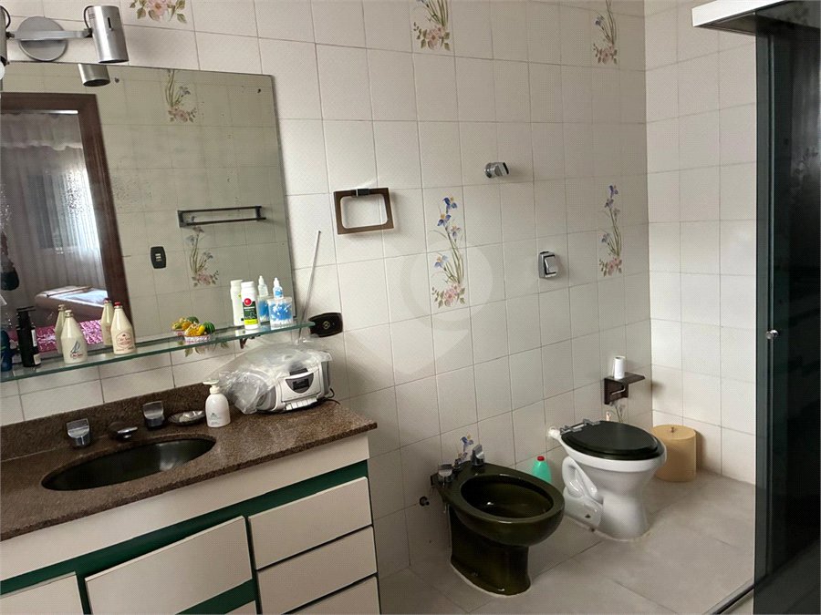 Casa à venda com 3 quartos, sendo 1 suíte,  em Vila Galvão, Guarulhos, SP