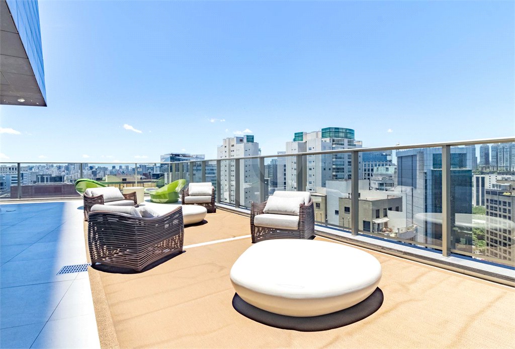 Apartamento à venda ou para alugar com 1 quarto em Vila Olímpia, São Paulo, SP