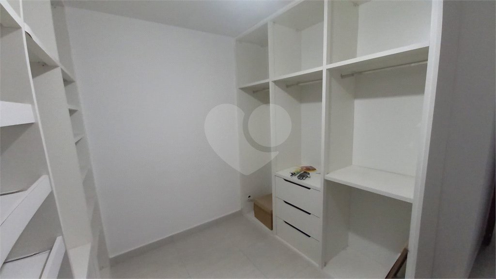 Sobrado à venda com 3 quartos, sendo 2 suítes, em Vila Adalgisa, São Paulo, SP