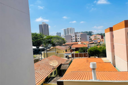 Casa á venda no Bairro Cidade Jardim