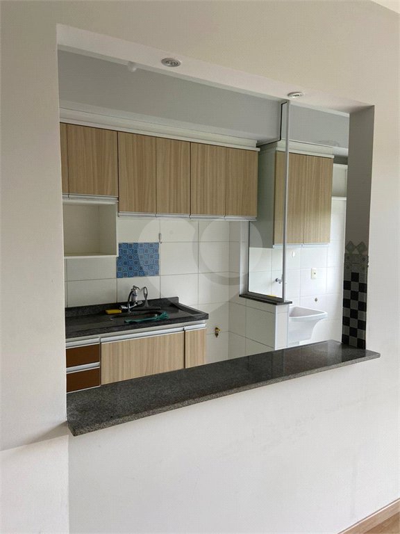 Apartamento à venda com 2 quartos, sendo 1 suíte,  em Vila São José, Taubaté, SP