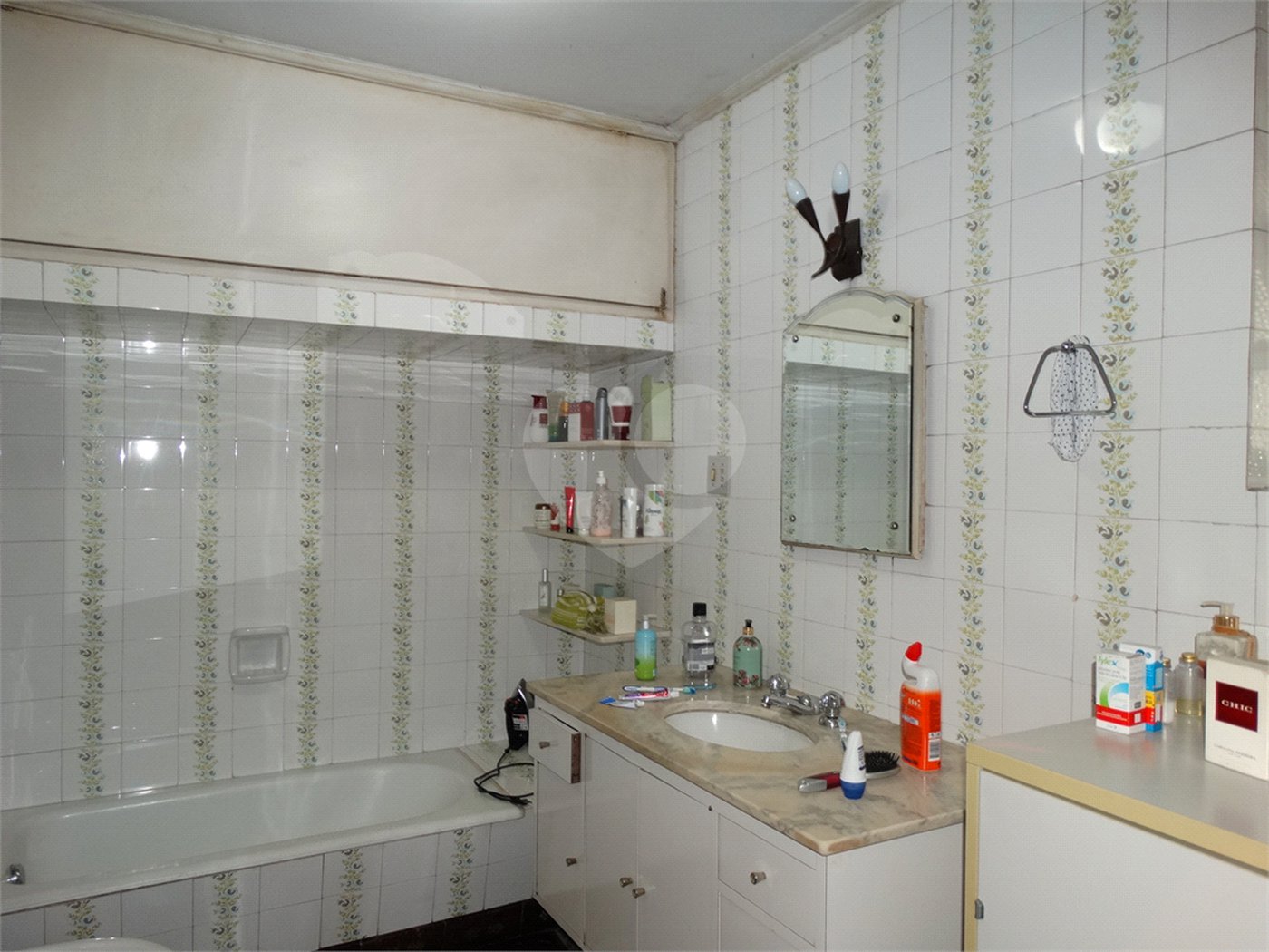 Apartamento à venda com 3 quartos, sendo 1 suíte, em Pinheiros, São Paulo, SP