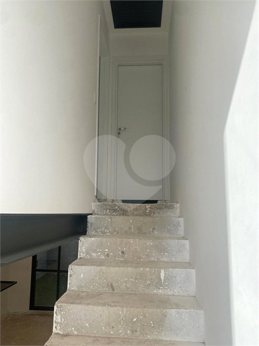 Casa à venda com 2 suítes no condomínio Vila Ilha de Creta, Valinhos - SP