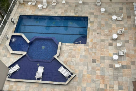 Apartamento com 2 dormitórios à venda, 65 m² por R$ 360.000,00 - Vila Júlia - Guarujá/SP