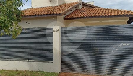 Casa à venda com 3 quartos, sendo 1 suíte,  em Residencial Ponta Porã II, Ponta Porã, MS