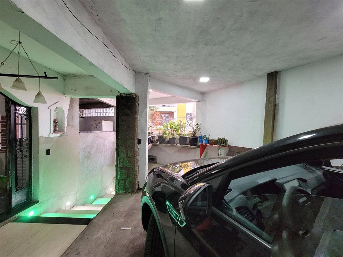 Sobrado à venda ou para alugar com 3 quartos, sendo 13 suítes, em Jardim São Paulo(zona Norte), São Paulo, SP