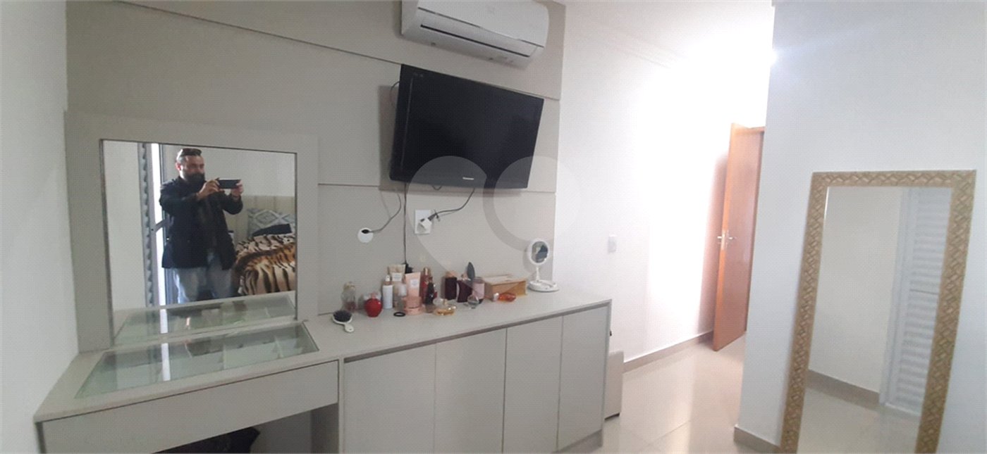 Apartamento à venda com 3 quartos, sendo 1 suíte, em Parada Inglesa, São Paulo, SP