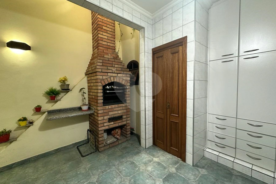 Sobrado à venda com 2 quartos em Vila Constança, São Paulo, SP