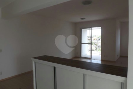 Apartamento à venda com 3 quartos, sendo 1 suíte, em Cidade São Francisco, São Paulo, SP