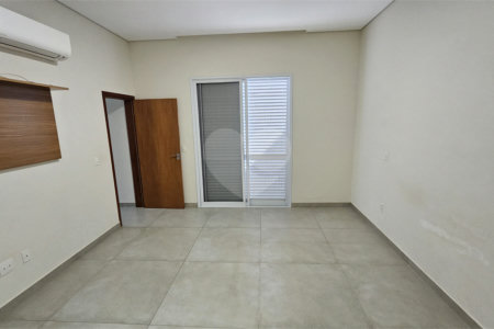 Casa para alugar com 3 suítes no condomínio Dona Lucila, Indaiatuba - SP
