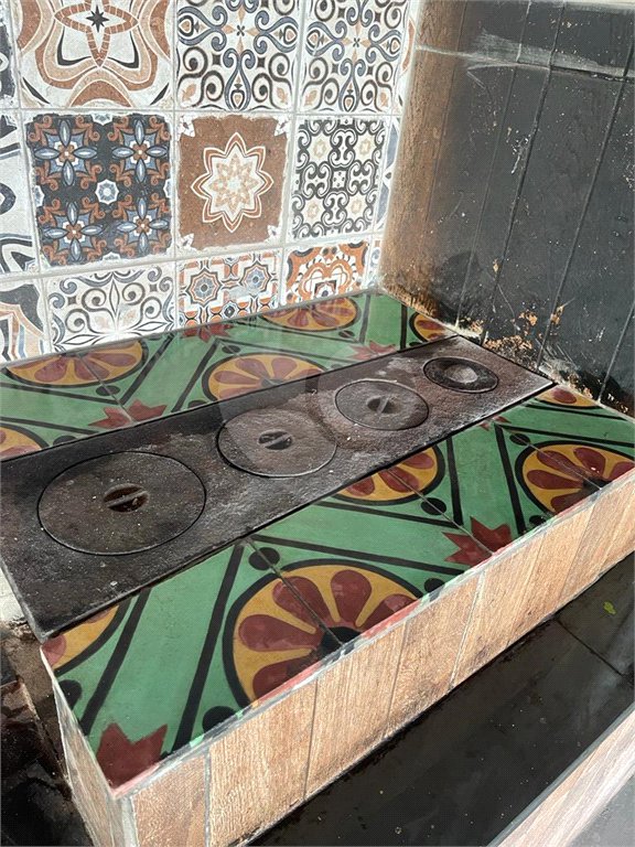Chácara à venda com 7 quartos, sendo 4 suítes, no Centro, Araçoiaba da Serra, SP