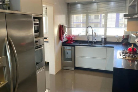 Apartamento à venda com 3 suítes em Vila Romana, São Paulo, SP