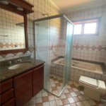 Casa à venda com 3 quartos, sendo 1 suíte, no condomínio Estância Marambaia, Vinhedo - SP