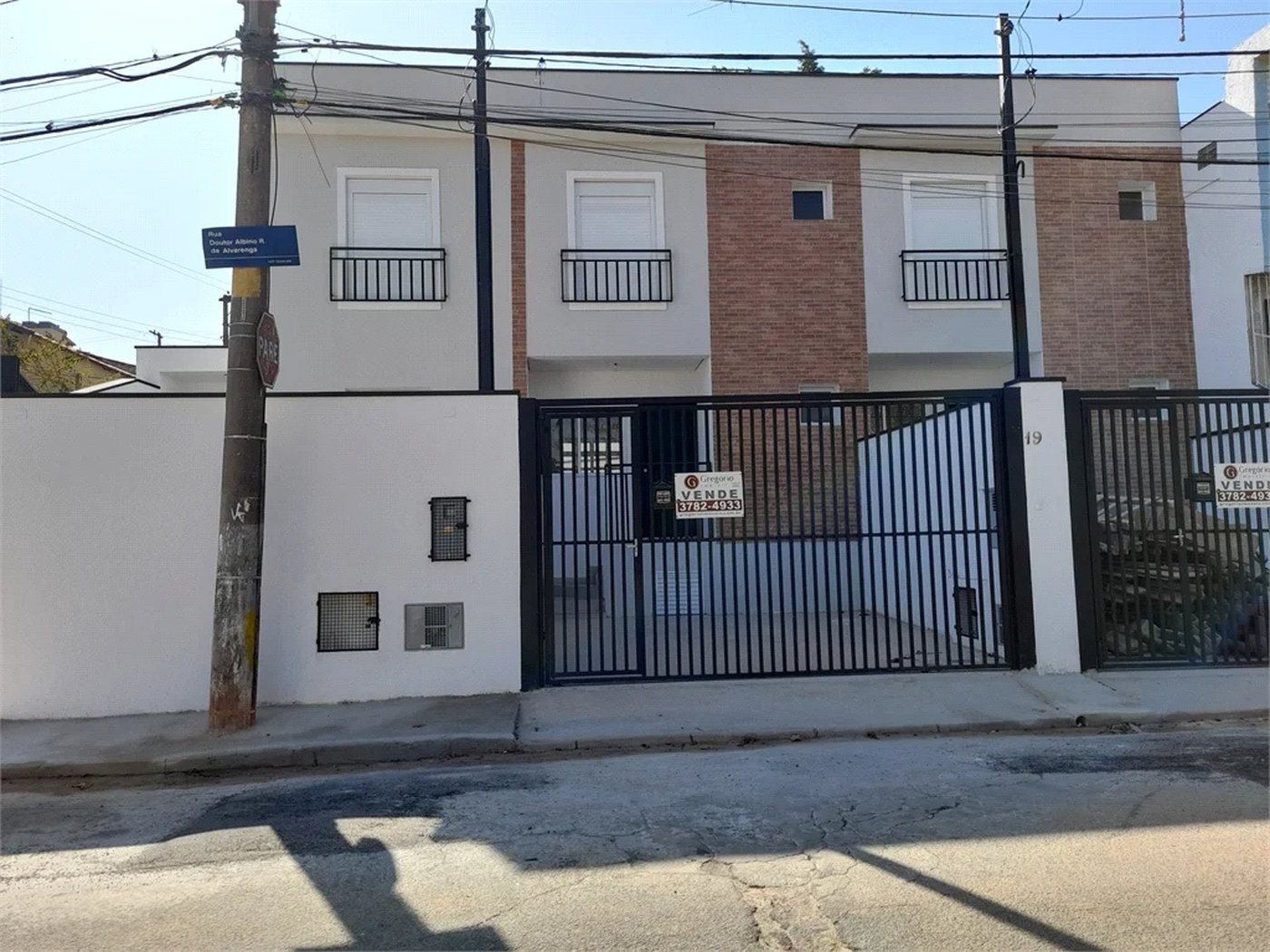 Sobrado à venda com 2 suítes em Vila Universitária, São Paulo, SP