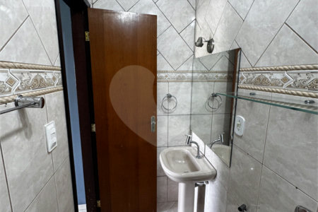 Casa à venda com 3 quartos, sendo 1 suíte, no condomínio Village da Posse, Rio de Janeiro - RJ