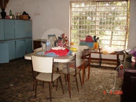 Sobrado à venda com 5 quartos, sendo 3 suítes,  em Vila Irmãos Arnoni, São Paulo, SP