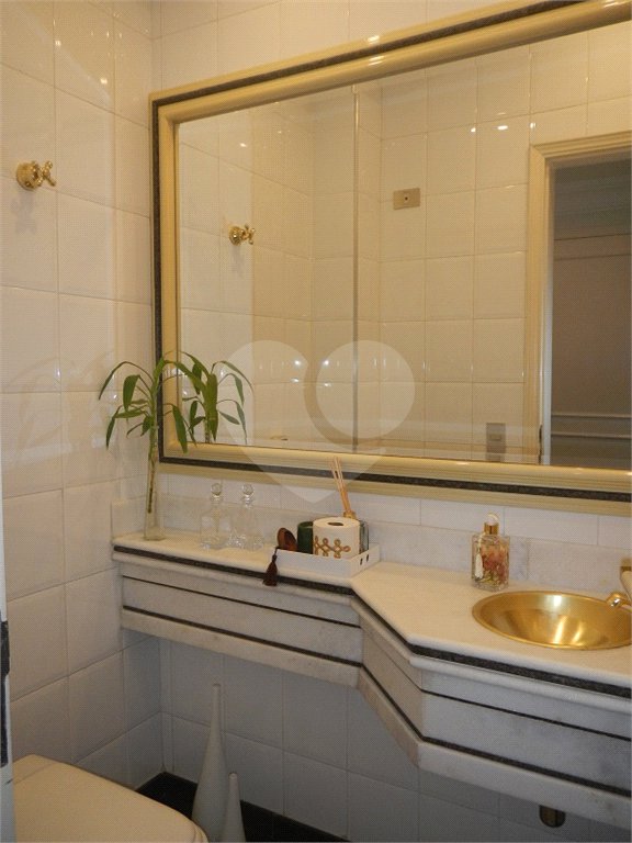 Apartamento à venda com 4 quartos, sendo 3 suítes, em Vila Mariana, São Paulo, SP