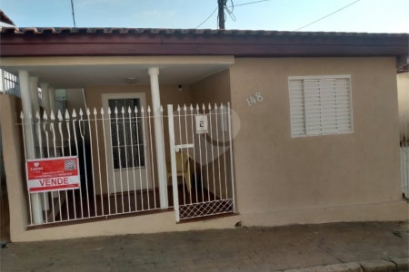 Casa à venda com 3 quartos em Vila Santana, Itapetininga, SP